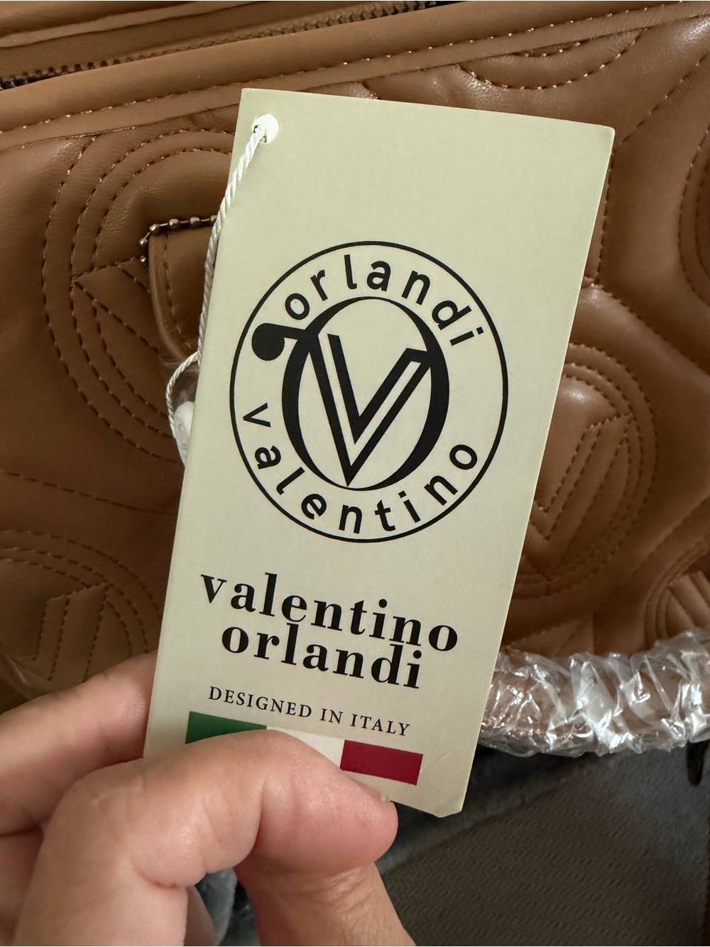 Valentino by Mario Valentino Orlando Quilted Satchel with Matching Wristlet NWT - Picture 4 of 5